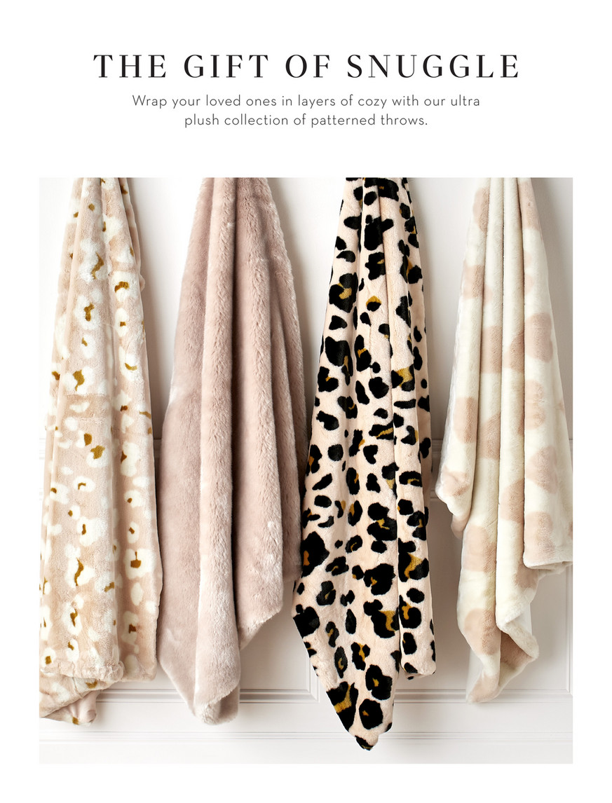 Z Gallerie - The Art Of Gifting - Savion Bedding - Blush